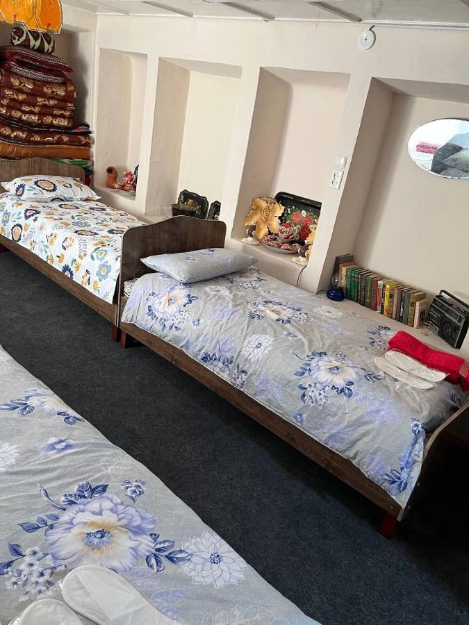 Tasmin Mexr Hostel 사마르칸트 외부 사진